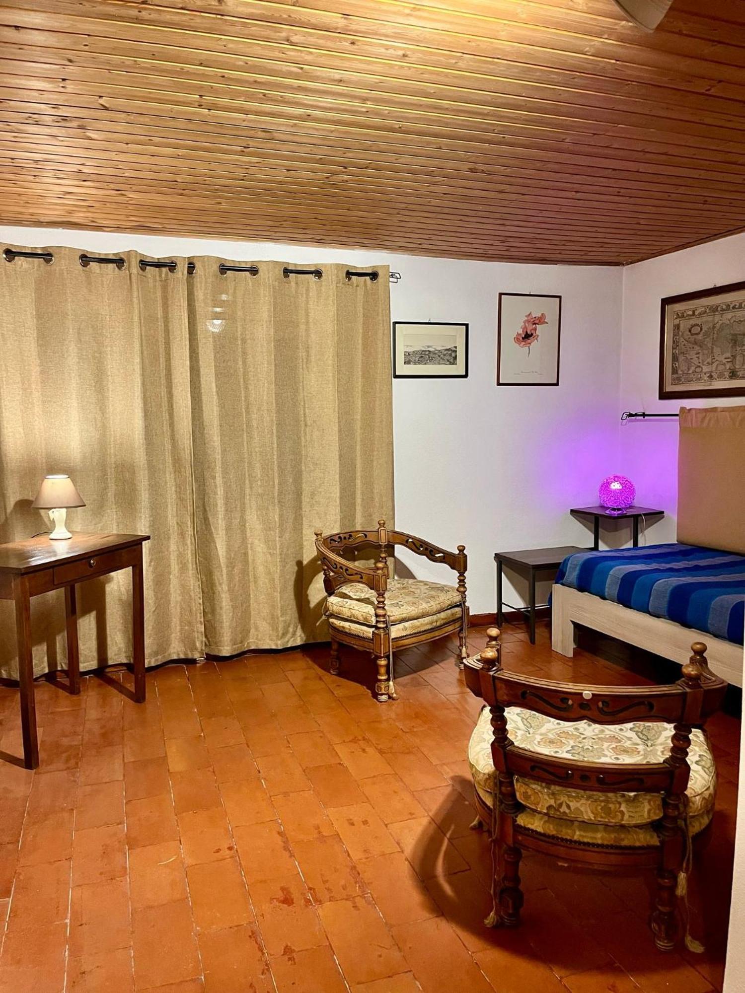 B&B Gennarcu Ussàssai Buitenkant foto