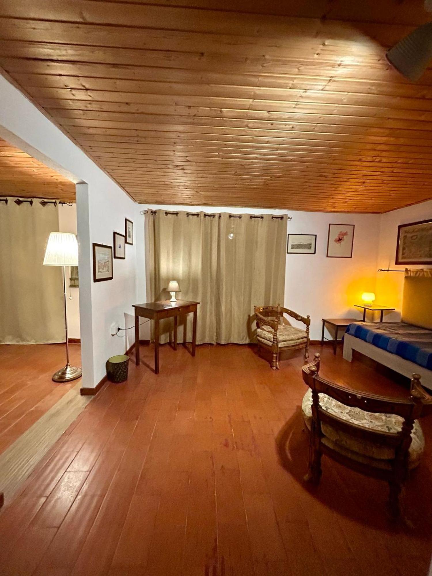 B&B Gennarcu Ussàssai Buitenkant foto