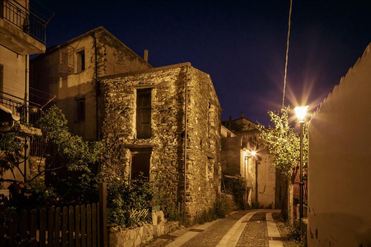 B&B Gennarcu Ussàssai Buitenkant foto